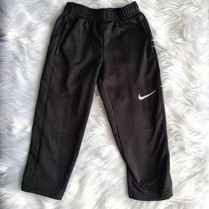 Boys Nike Fleece Dri Fit Sweatpants, Size 4 (XS)